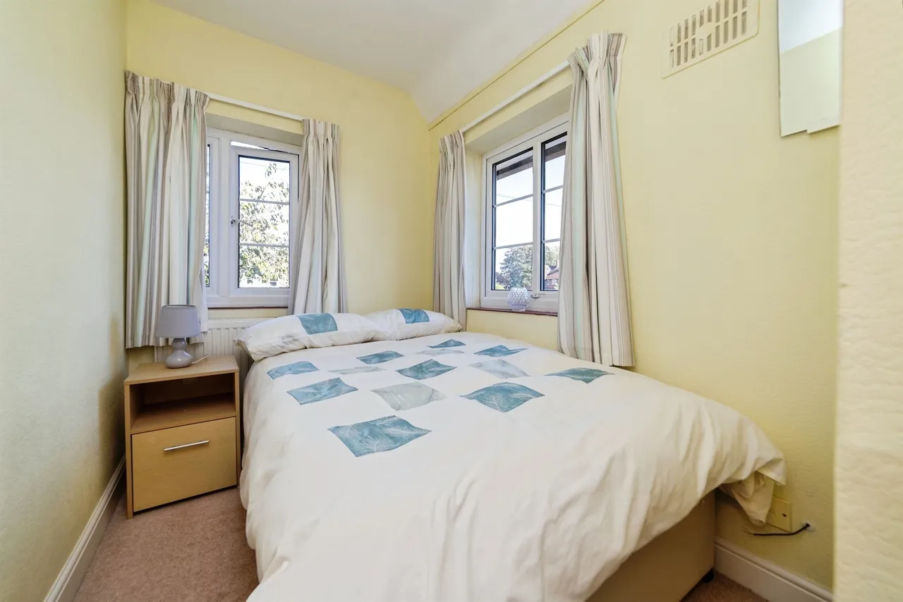 Newfields, Welwyn Garden City, AL8, photo 15