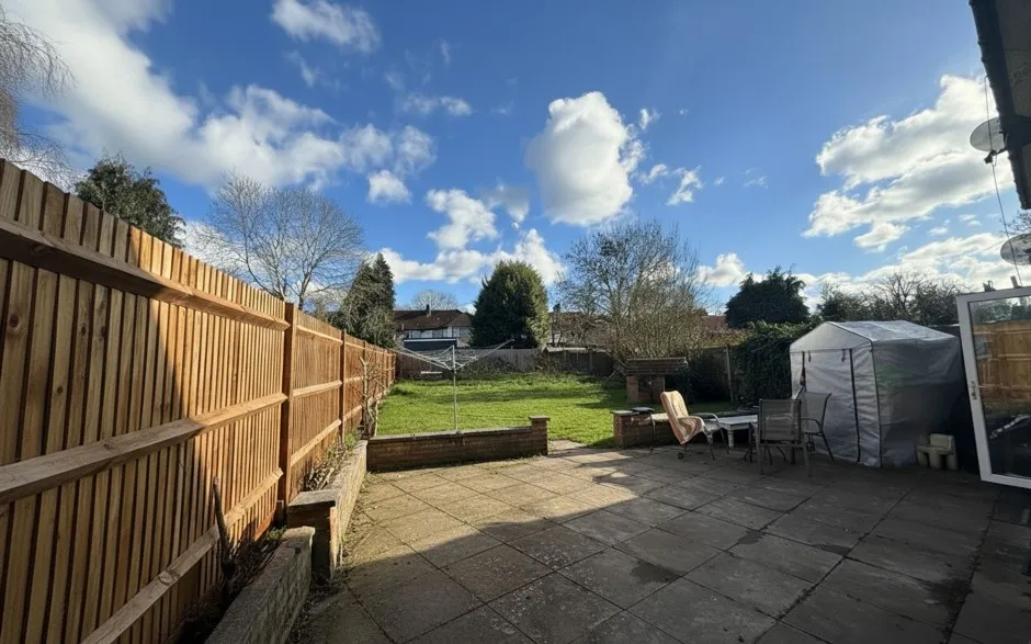 Manor Waye, Uxbridge, UB8, photo 2