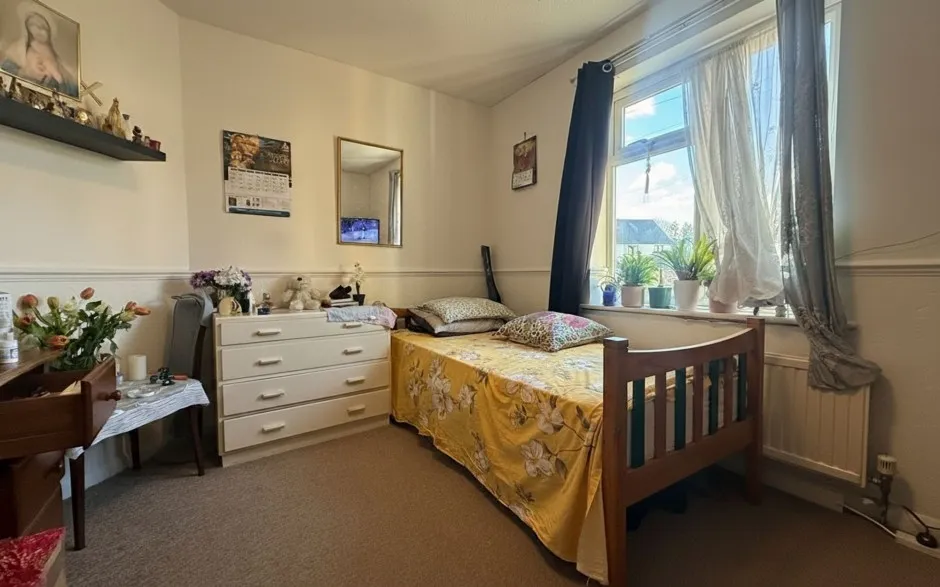 Manor Waye, Uxbridge, UB8, photo 9