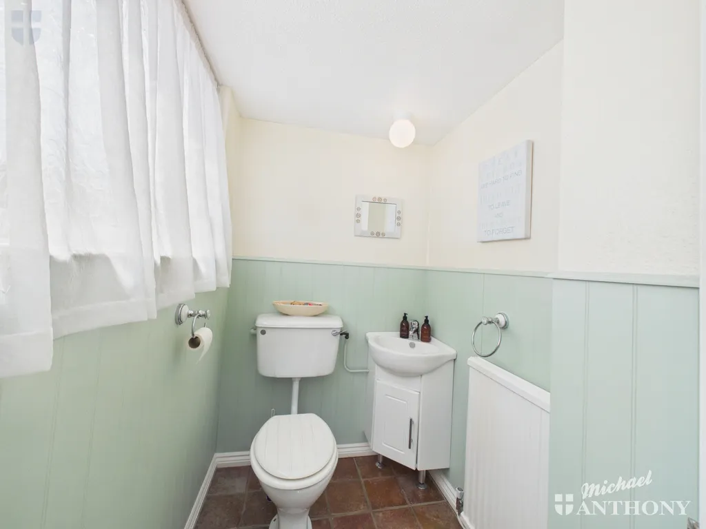 Tring Road, Aylesbury, HP20 1JT, photo 13
