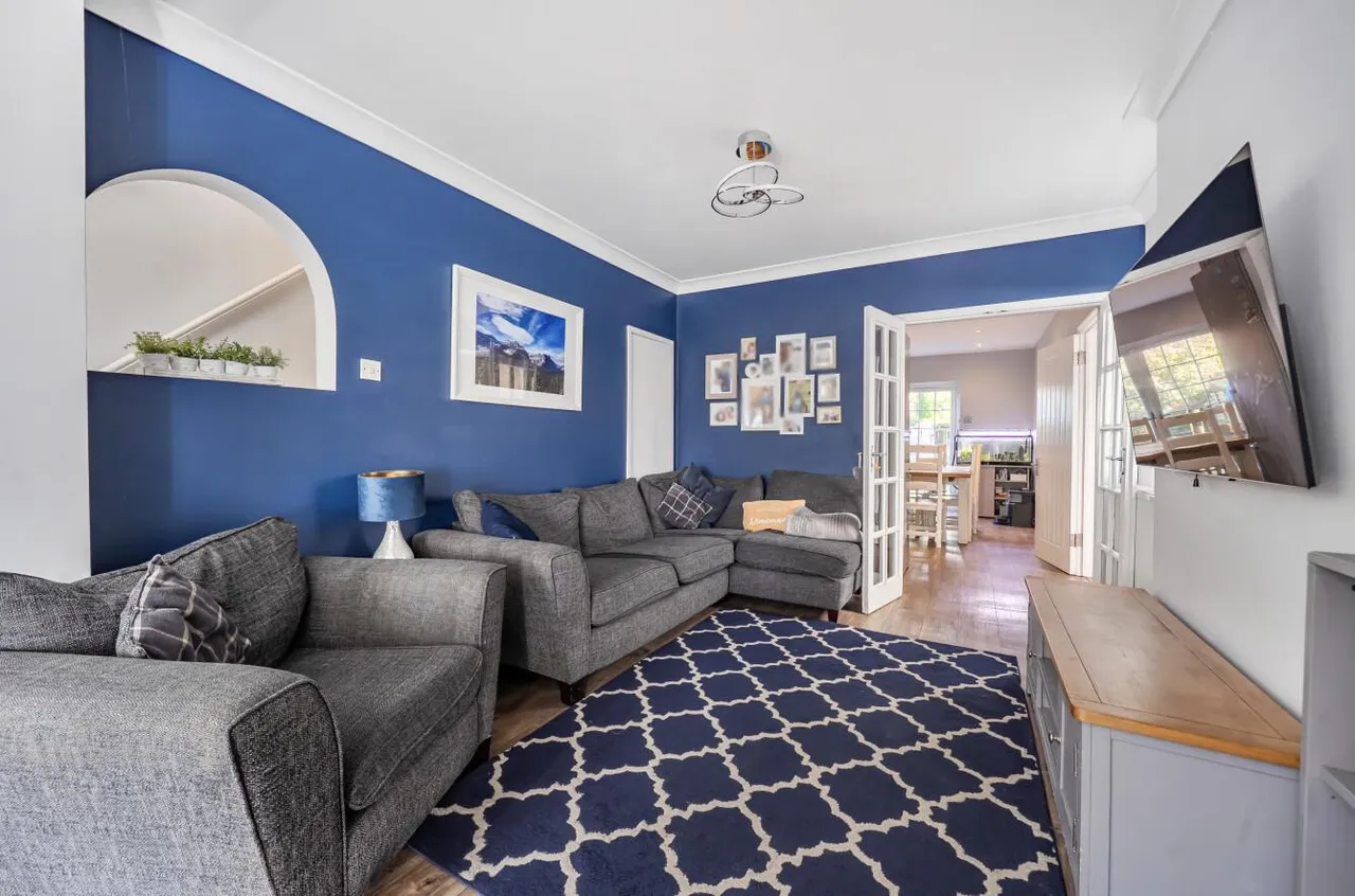 Barossa Road, Camberley, photo 2