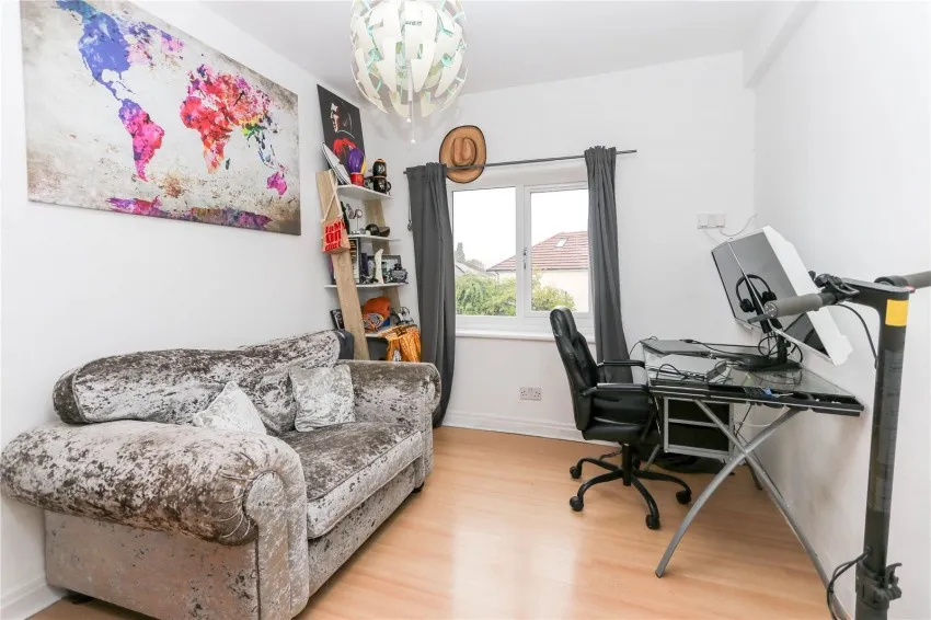 Ladybridge Road, Cheadle Hulme, photo 17