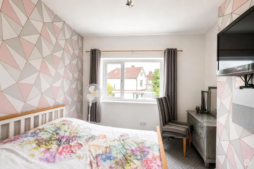 Ladybridge Road, Cheadle Hulme, photo 7