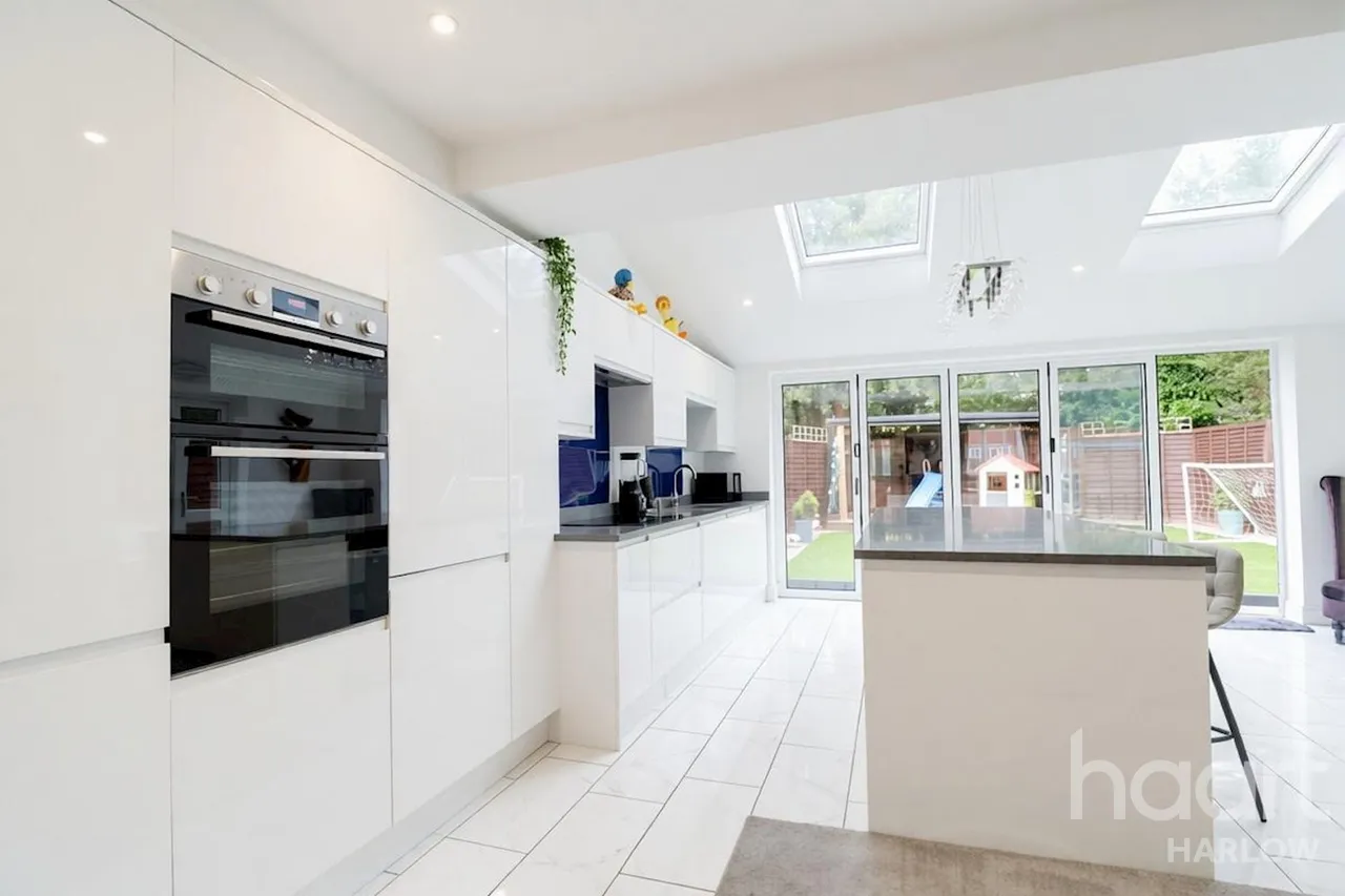 Mallards Rise, Harlow, CM17, photo 11
