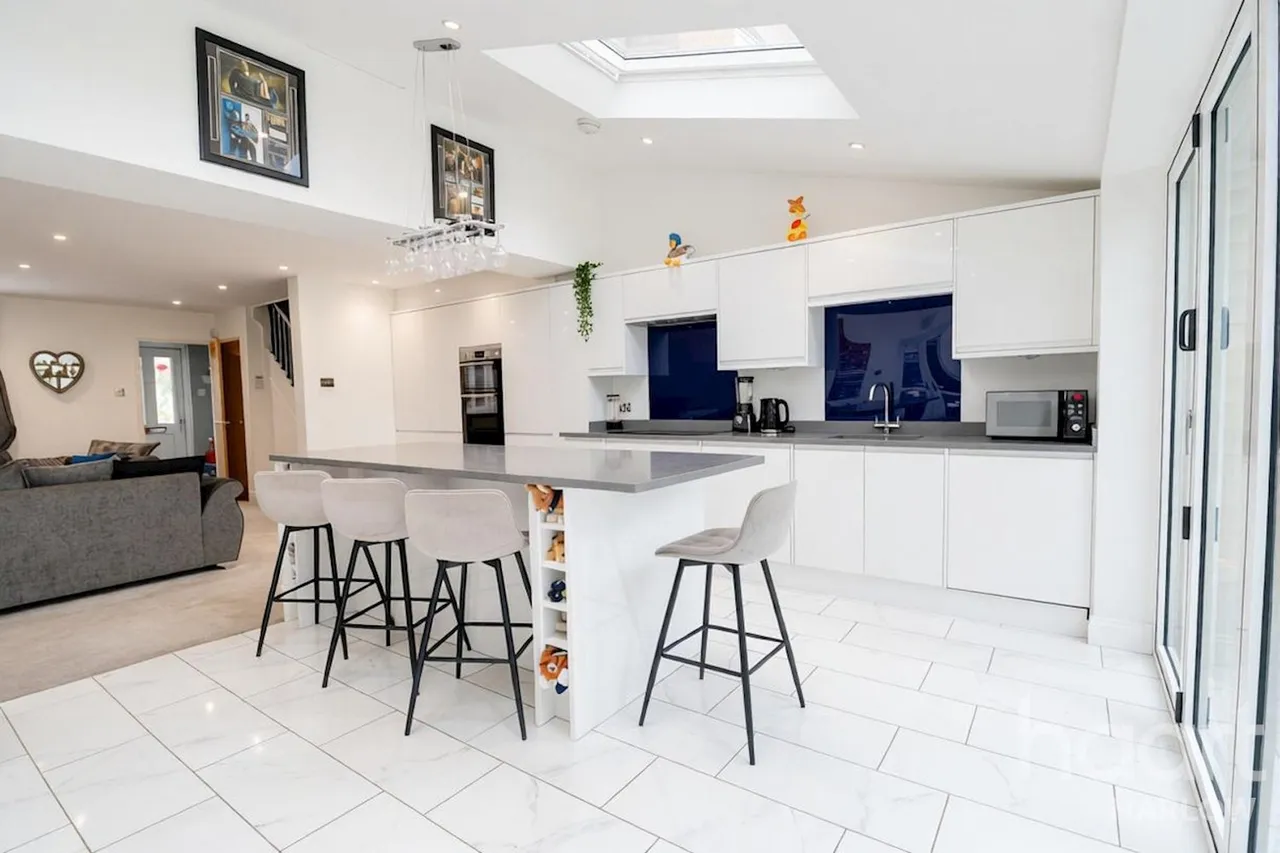 Mallards Rise, Harlow, CM17, photo 3