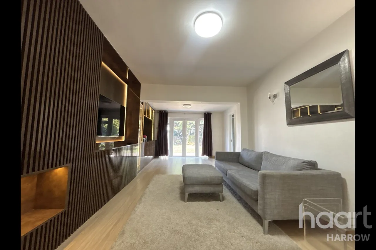 Brook Drive, HA1, photo 2