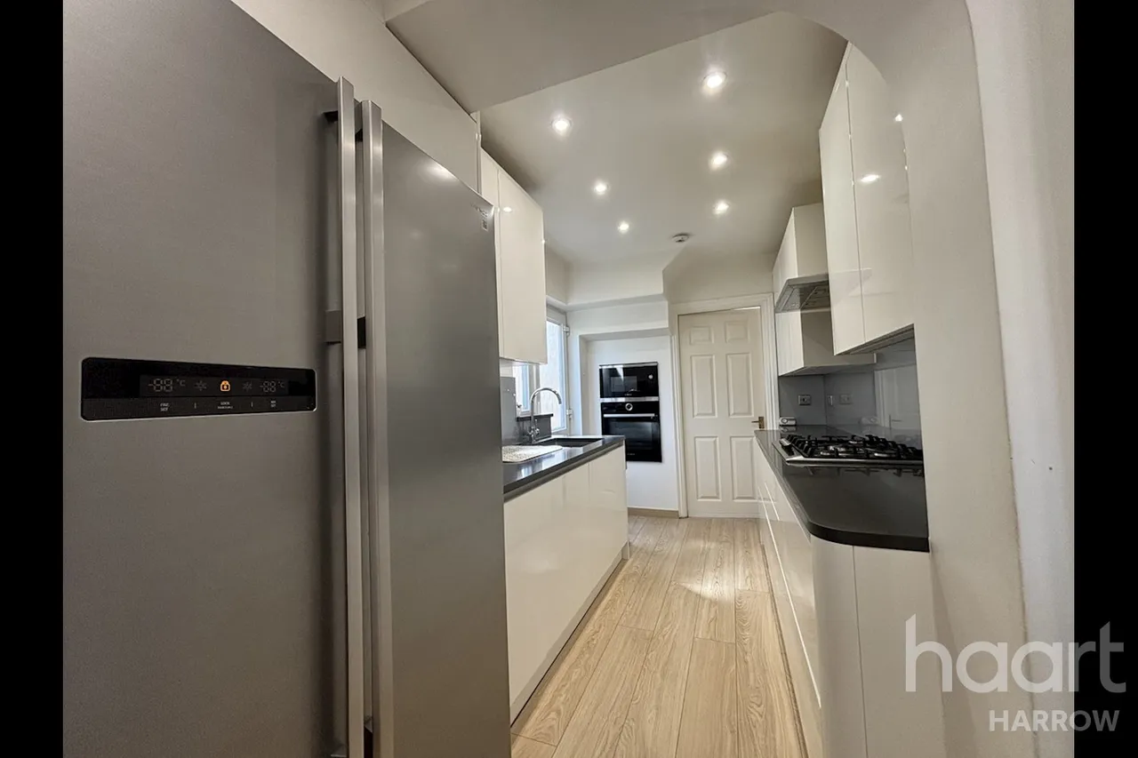 Brook Drive, HA1, photo 3