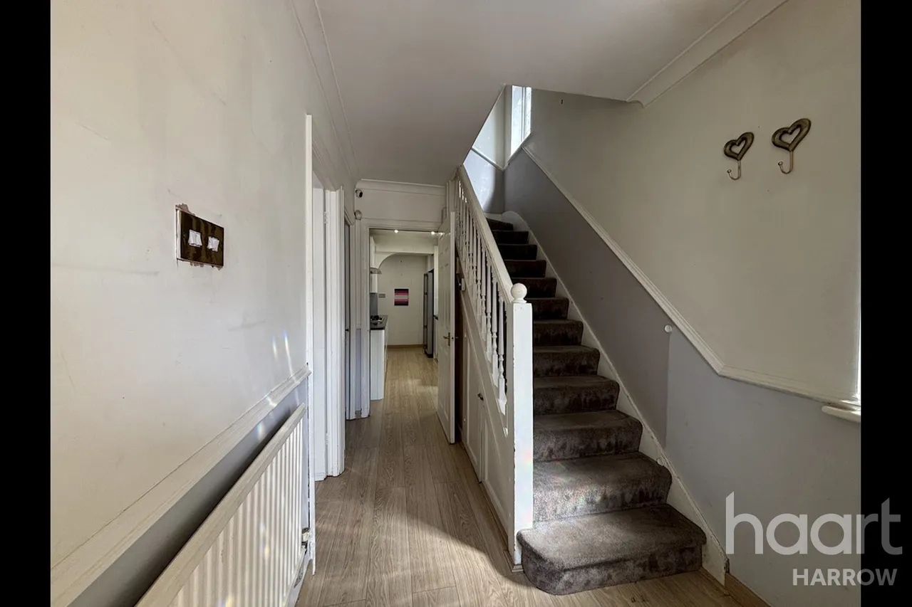 Brook Drive, HA1, photo 11