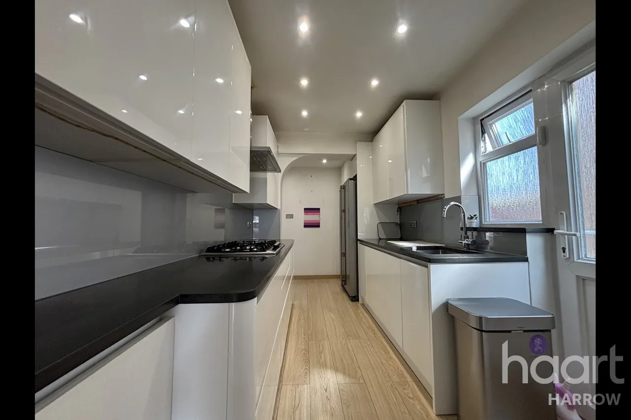 Brook Drive, HA1, photo 4