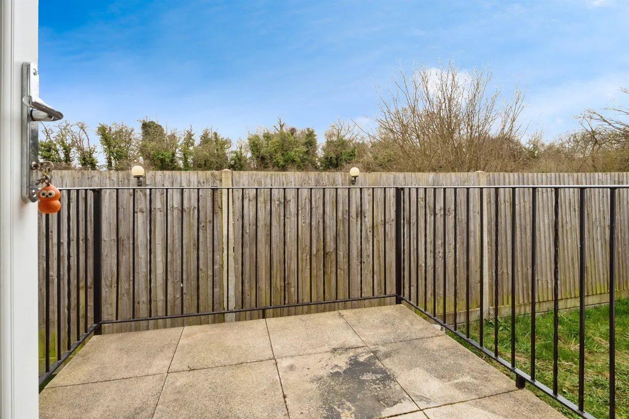 Queen Street, Paddock Wood, TN12, photo 15