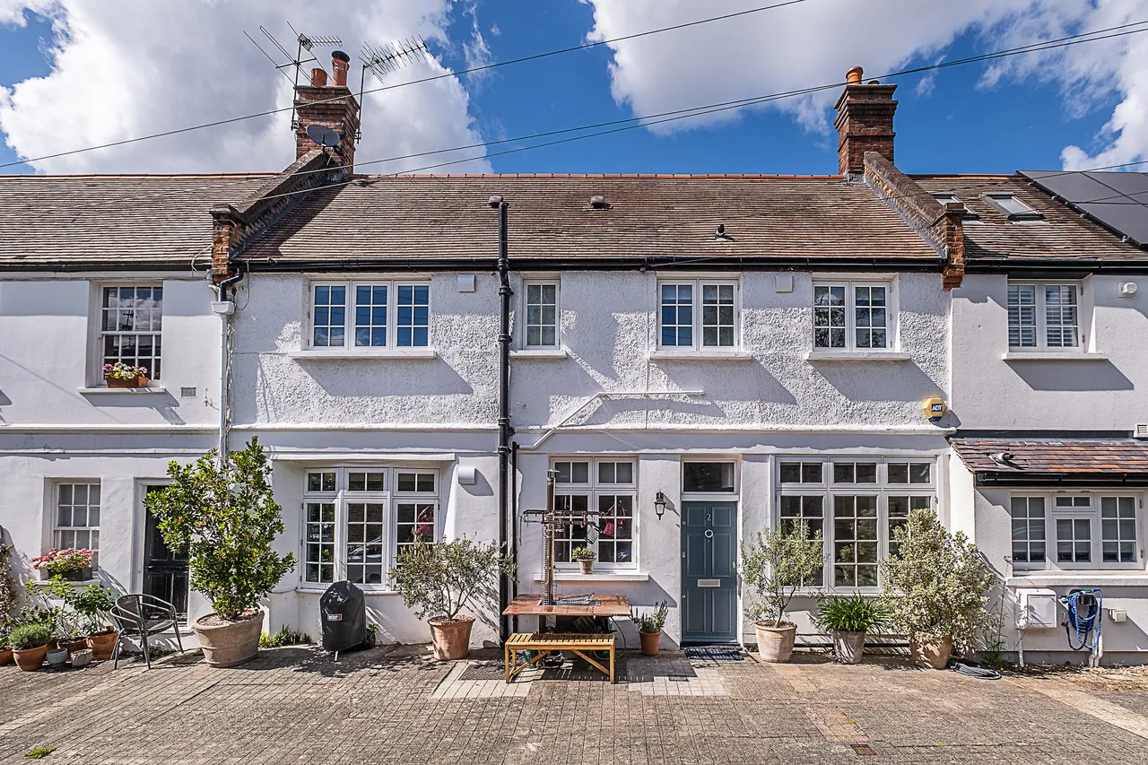 2 bed house for sale — Bensbury Close, London, SW15