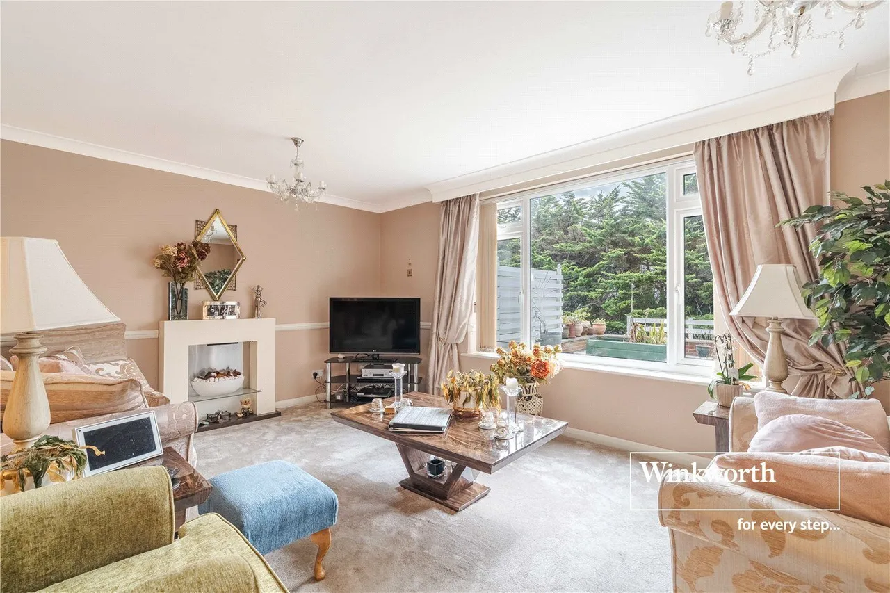 Fairway Drive, Christchurch, BH23, photo 3