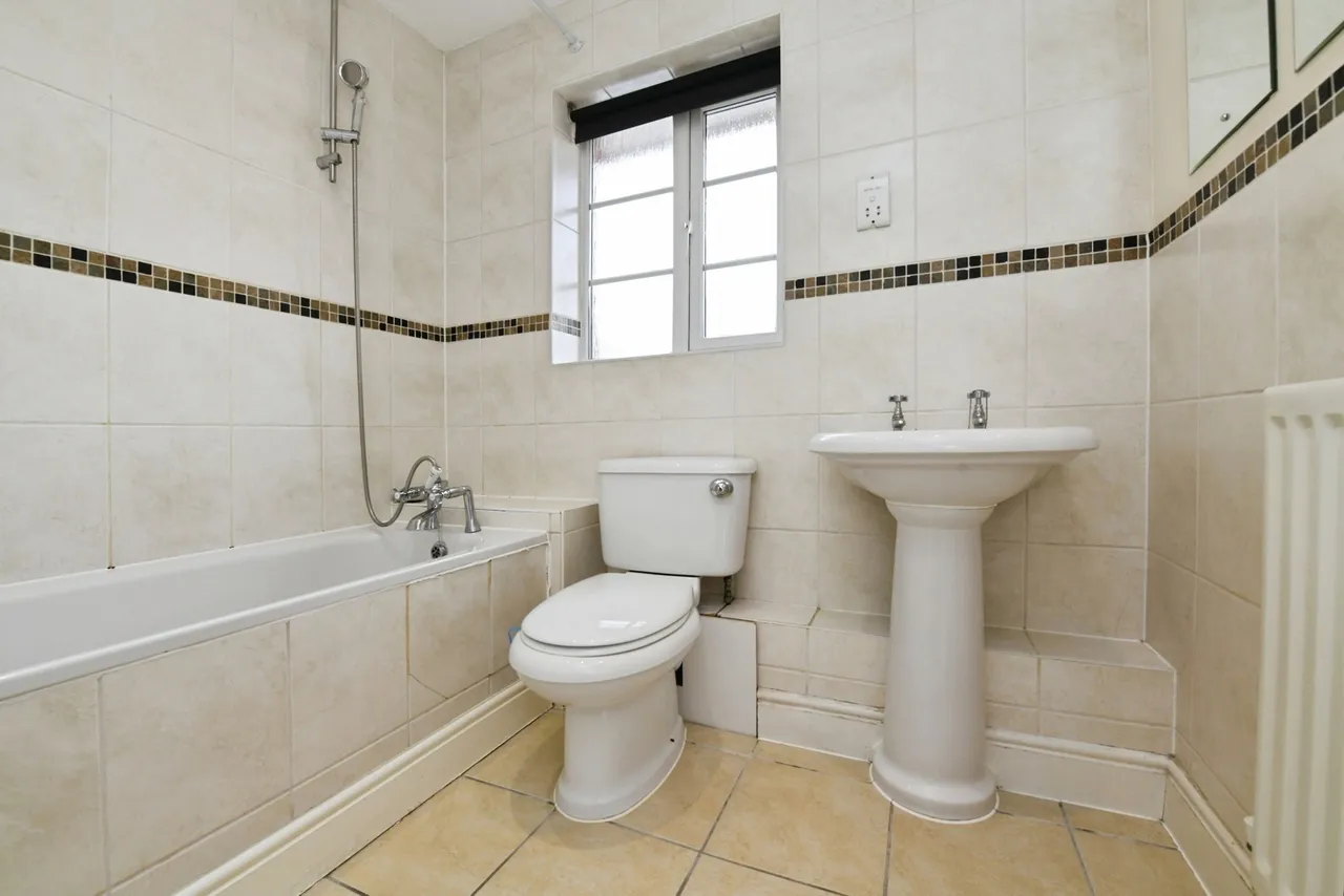 Osborne Heights, Warley, Brentwood, Essex, CM14, photo 11