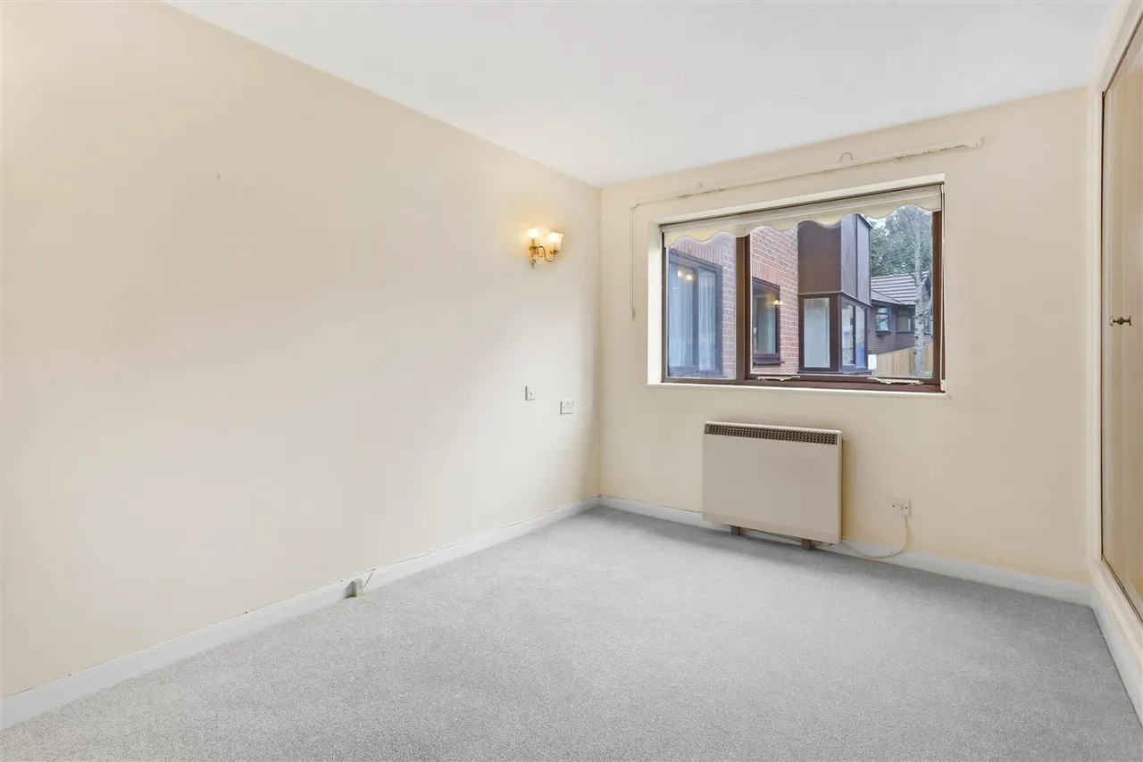 Whytecliffe Road South, Purley, CR8, photo 9