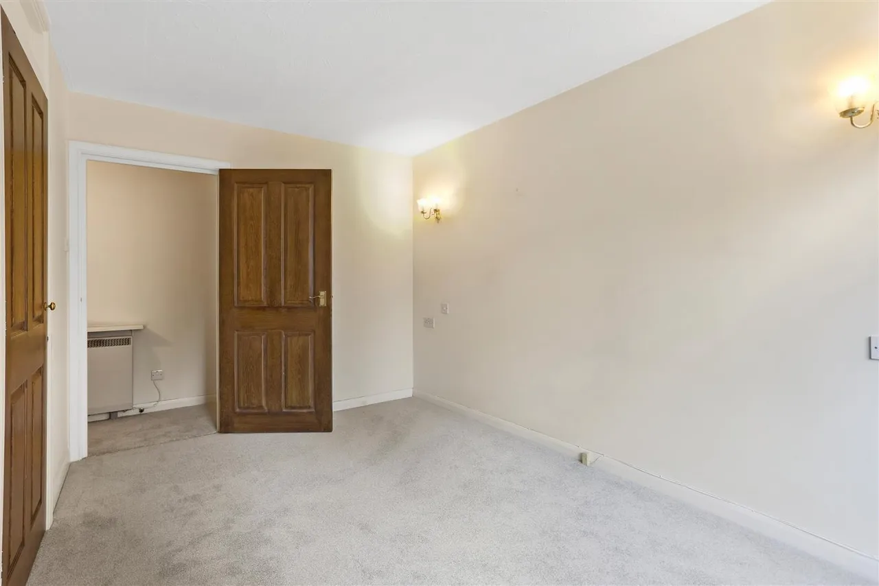 Whytecliffe Road South, Purley, CR8, photo 8