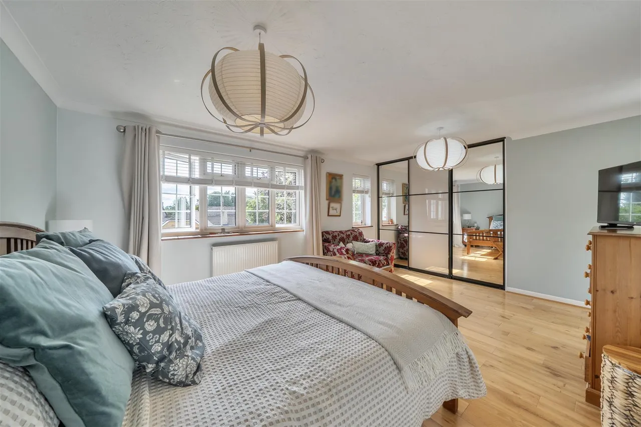 Howletts Lane, Ruislip, Middlesex, HA4 7SA, photo 11