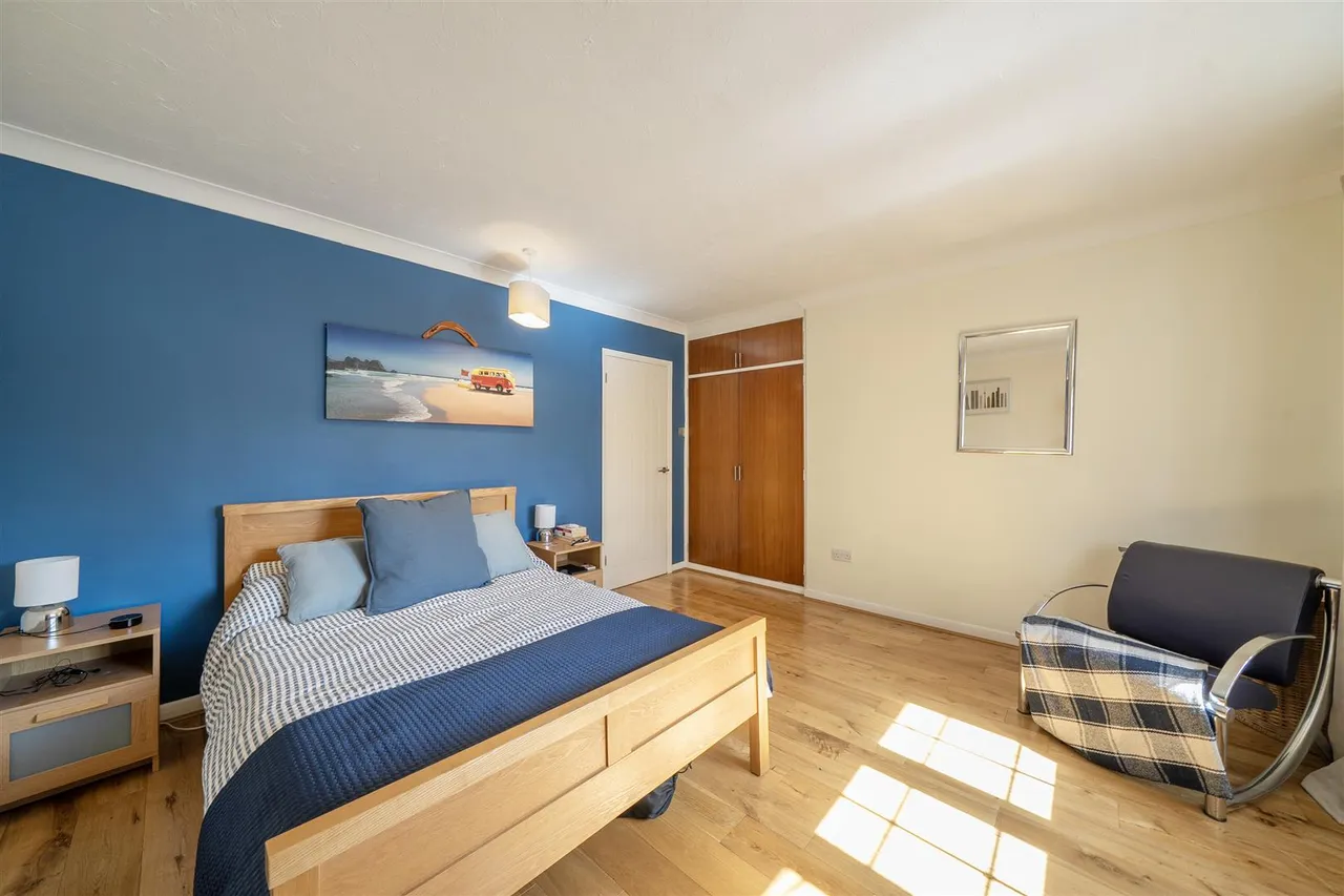 Howletts Lane, Ruislip, Middlesex, HA4 7SA, photo 13