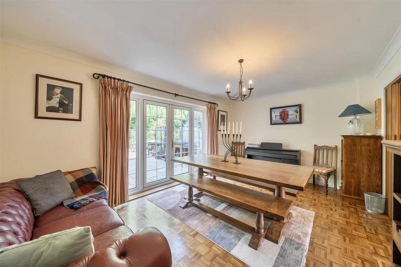 Howletts Lane, Ruislip, Middlesex, HA4 7SA, photo 4