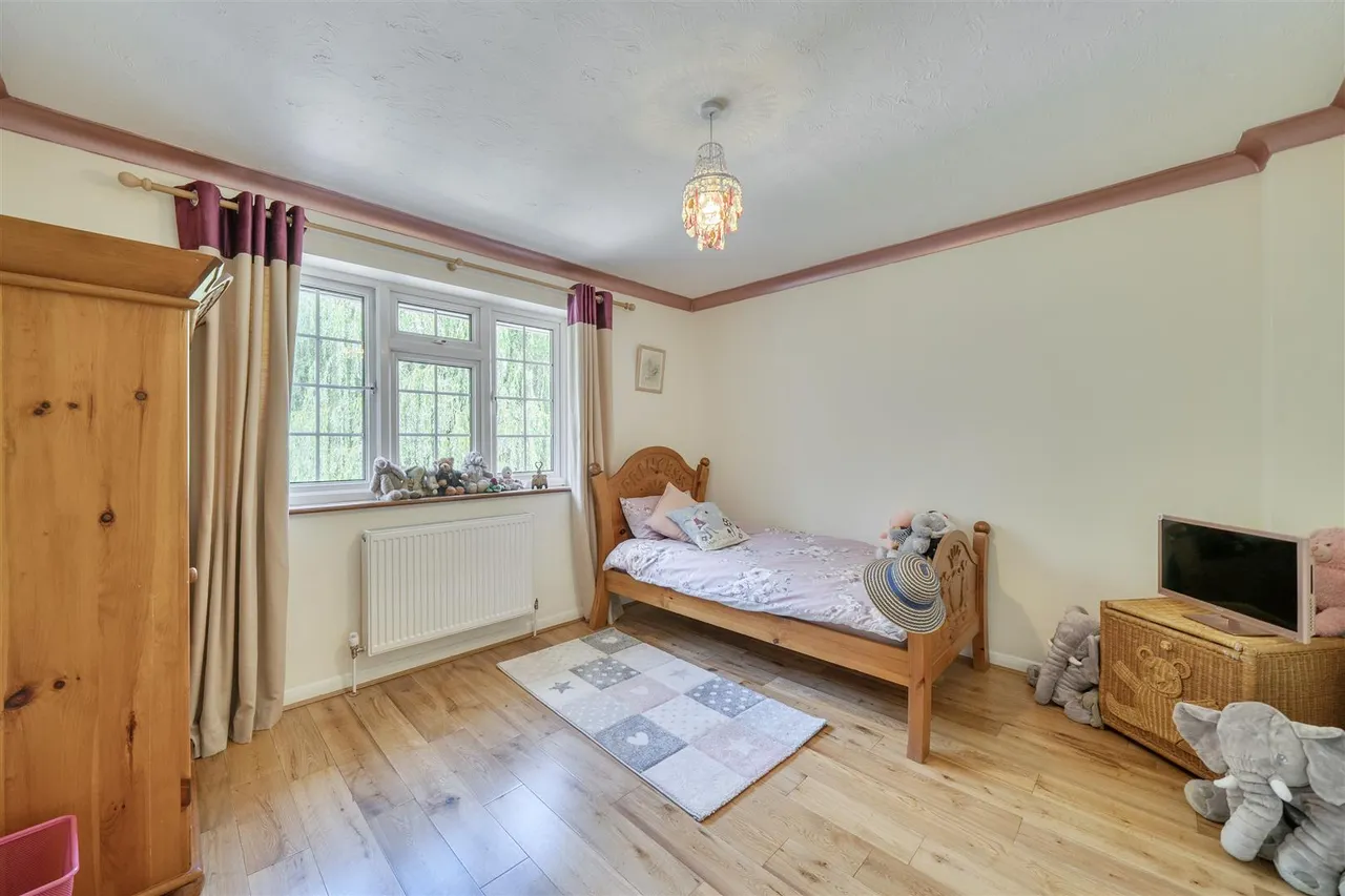 Howletts Lane, Ruislip, Middlesex, HA4 7SA, photo 16