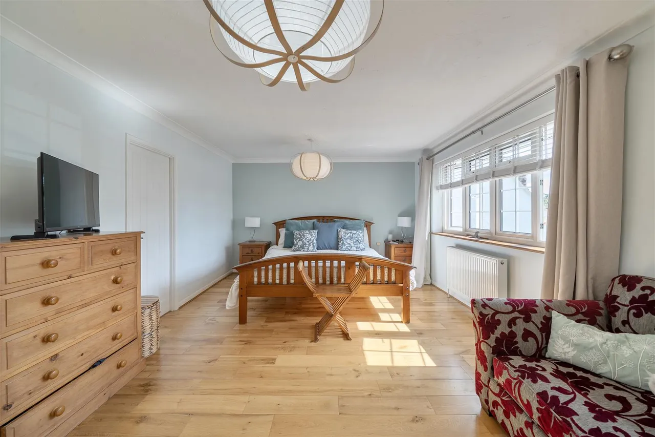 Howletts Lane, Ruislip, Middlesex, HA4 7SA, photo 10
