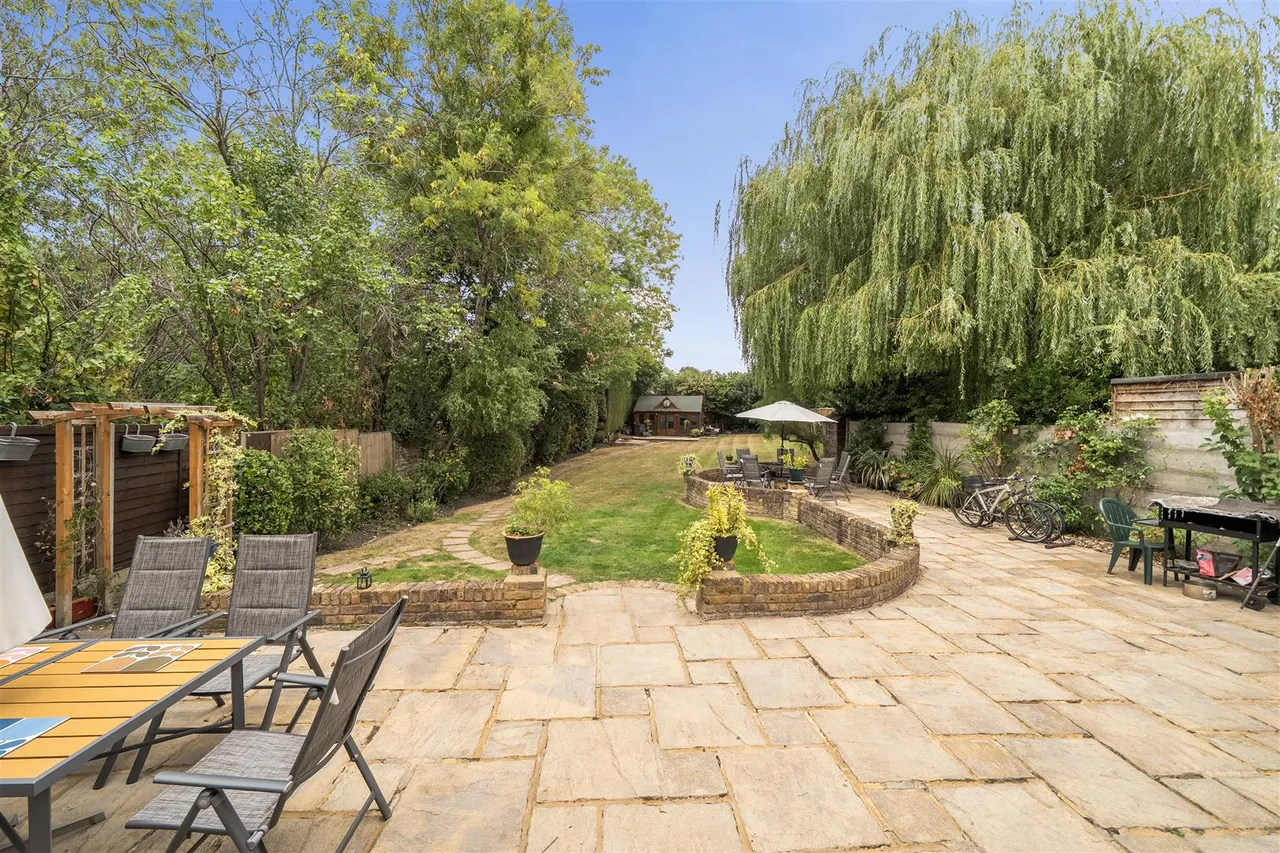 Howletts Lane, Ruislip, Middlesex, HA4 7SA, photo 20