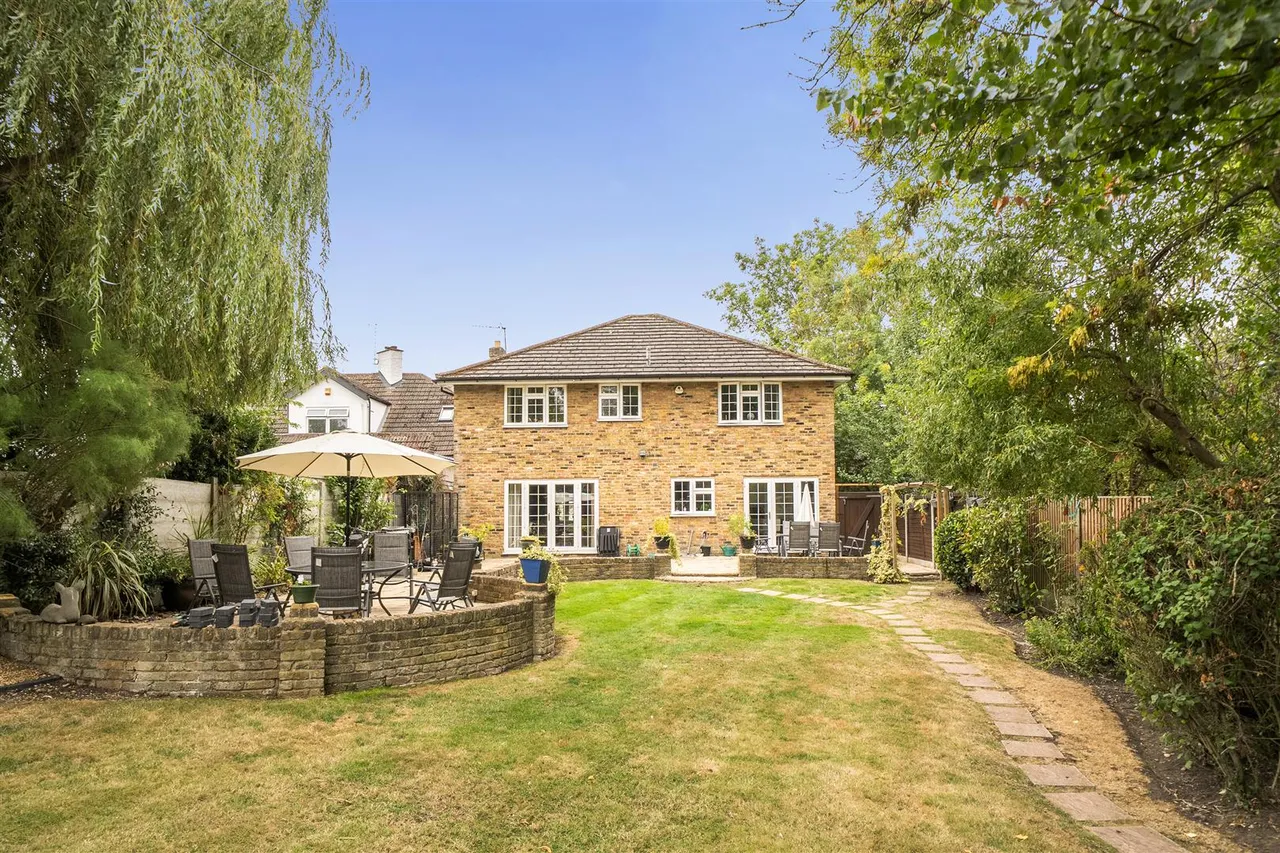 Howletts Lane, Ruislip, Middlesex, HA4 7SA, photo 18