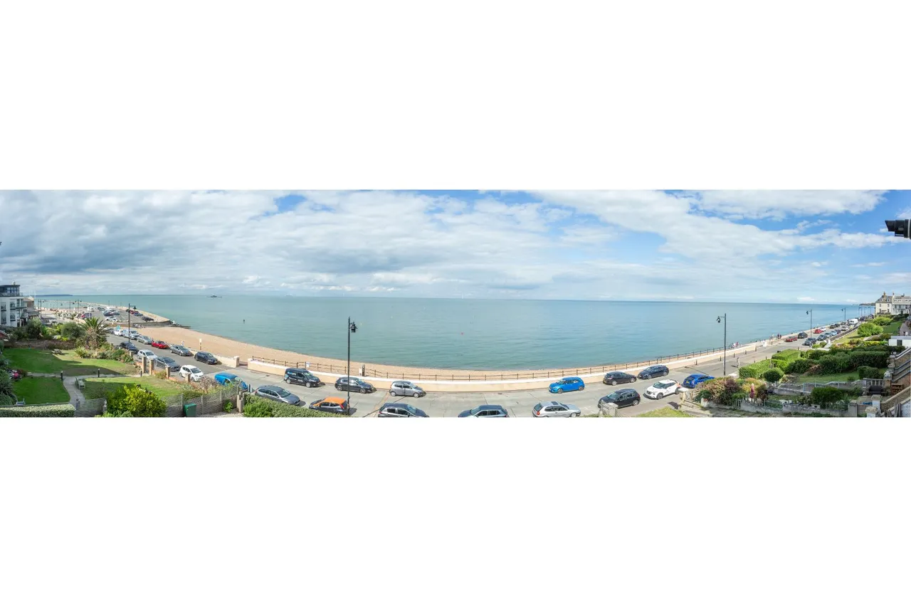 Central Parade, Herne Bay, CT6, photo 11