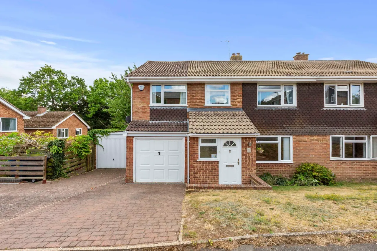 4 bed house for sale, Sunnycroft, Downley, HP13