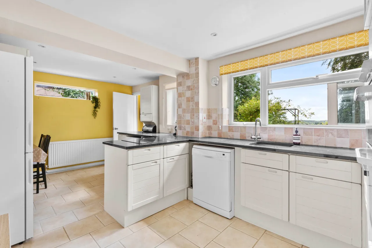 Sunnycroft, Downley, HP13, photo 5