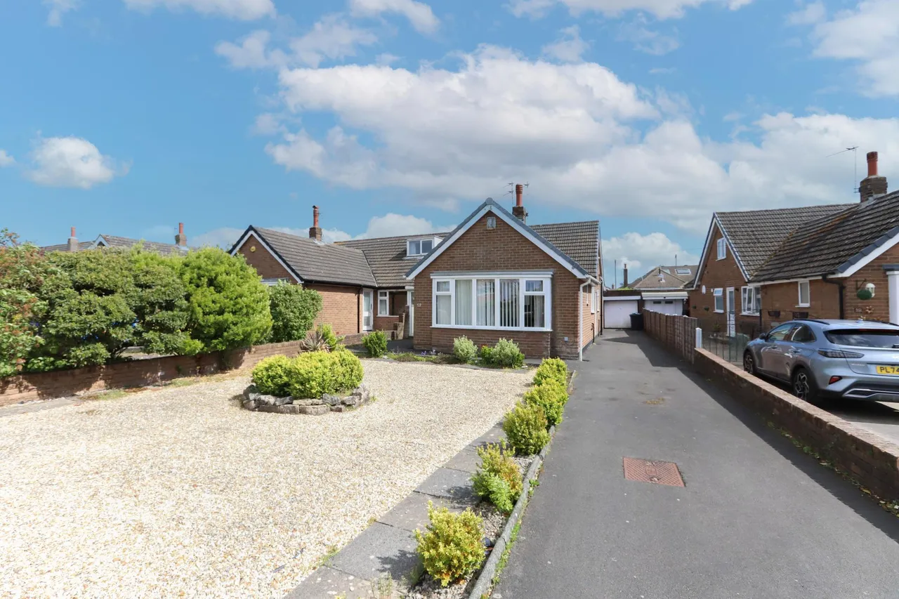 2 bed house for sale, Lowton Road, Lytham St. Annes, FY8
