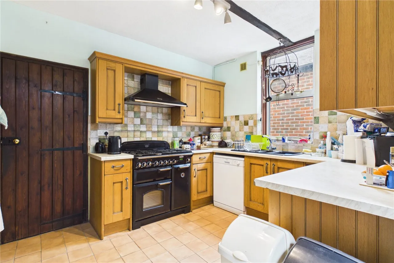 Whitehouse Road, Woodcote, RG8, photo 6