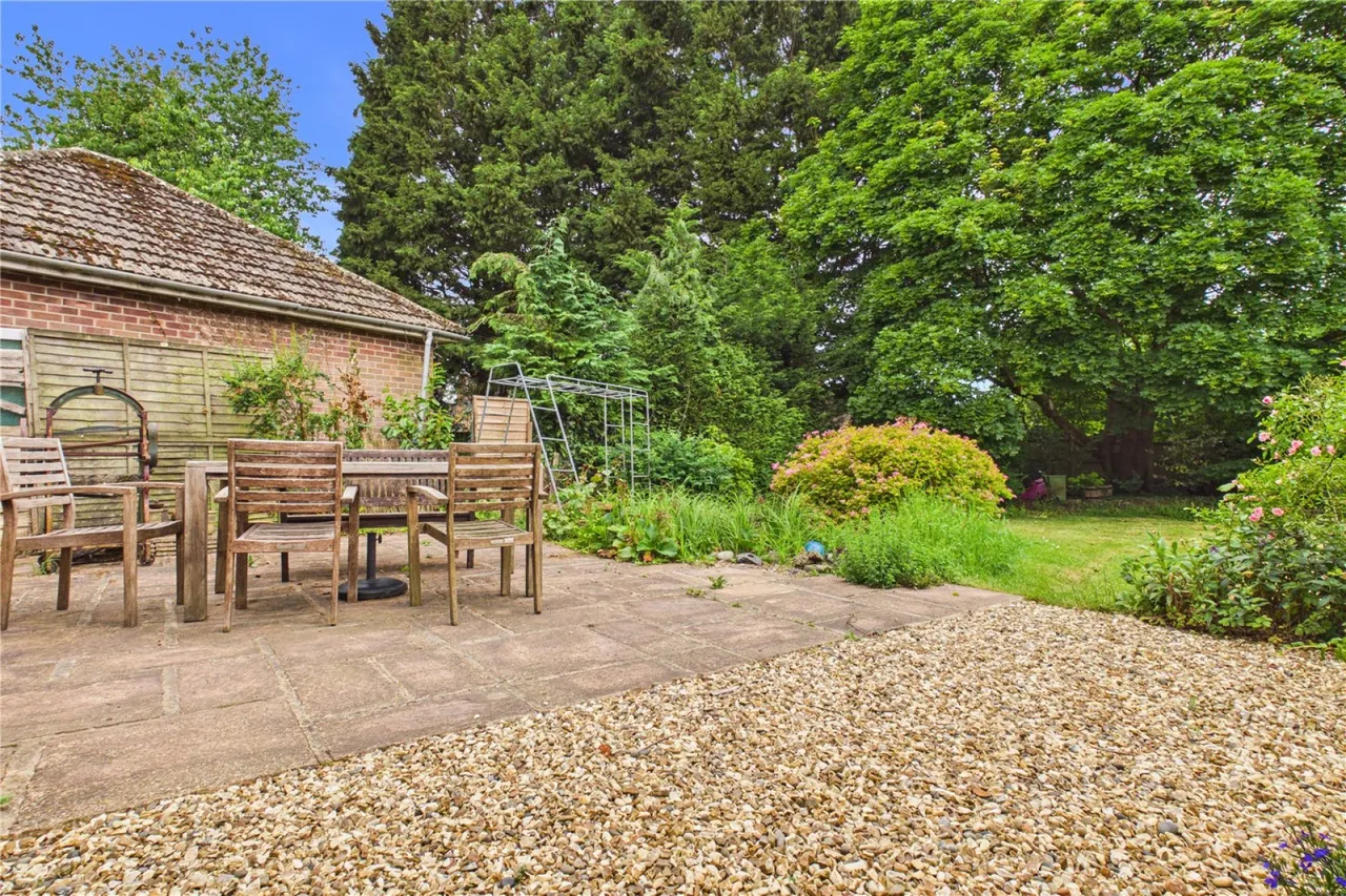 Whitehouse Road, Woodcote, RG8, photo 18