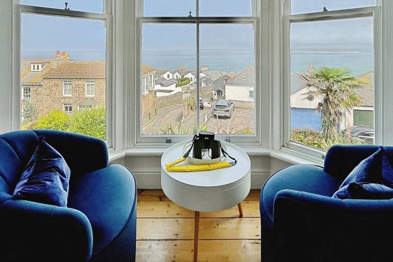 Pednolver Terrace, St. Ives, TR26, photo 14