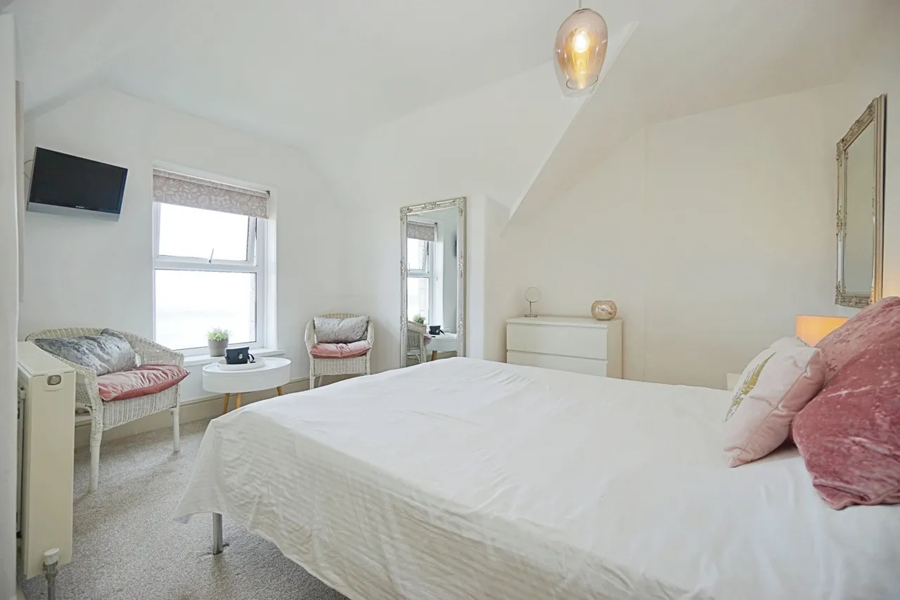 Pednolver Terrace, St. Ives, TR26, photo 19