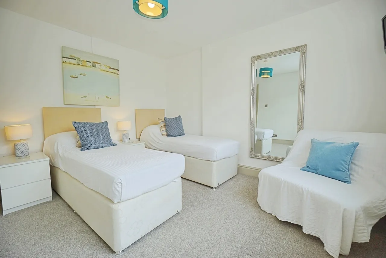Pednolver Terrace, St. Ives, TR26, photo 15