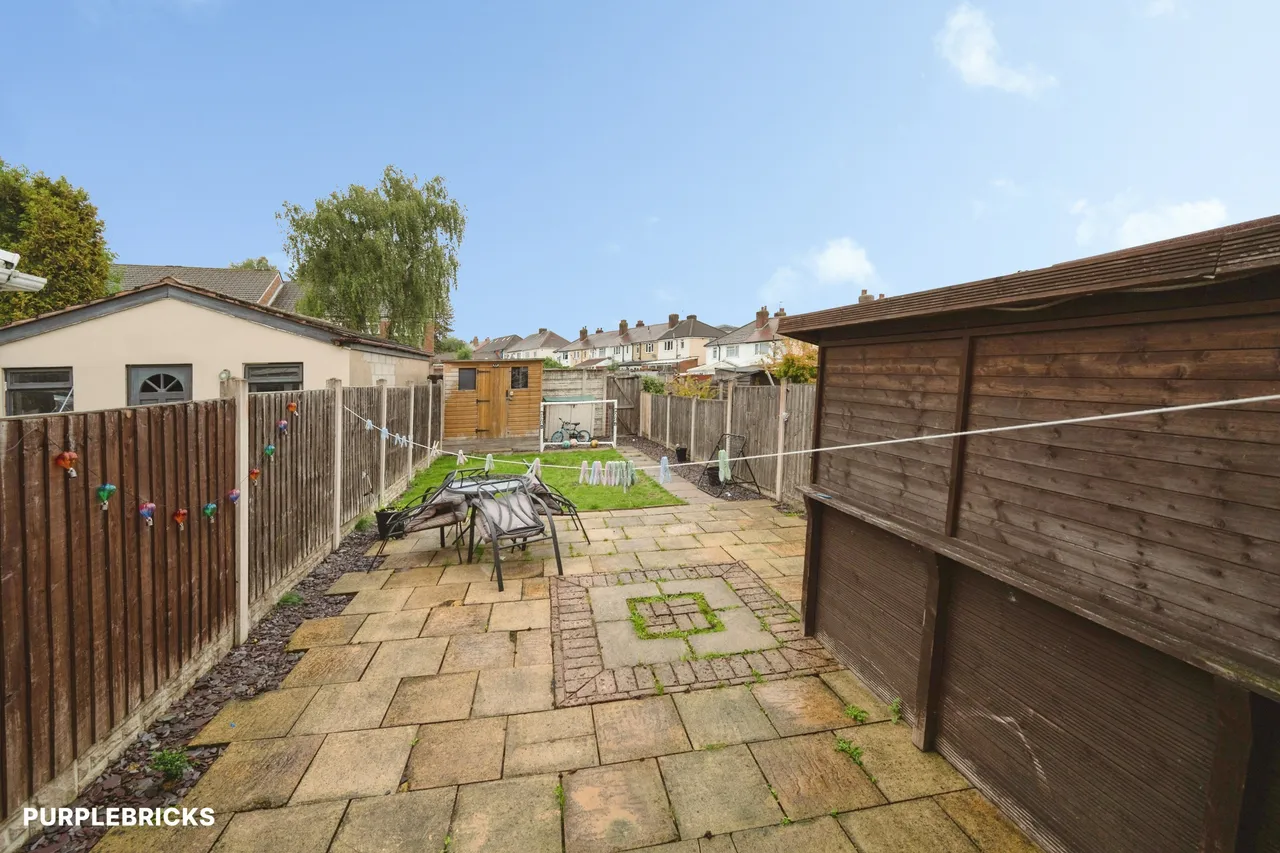 Throne Crescent, Rowley Regis, B65, photo 21