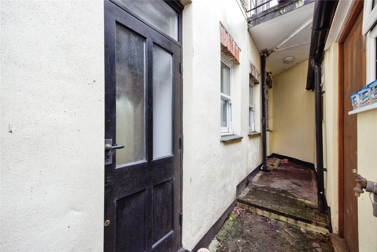 St. Nicholas Street, Bodmin, PL31, photo 9