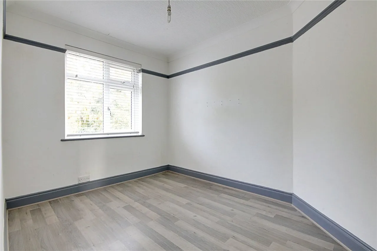 Holmwood Road, Enfield, photo 11
