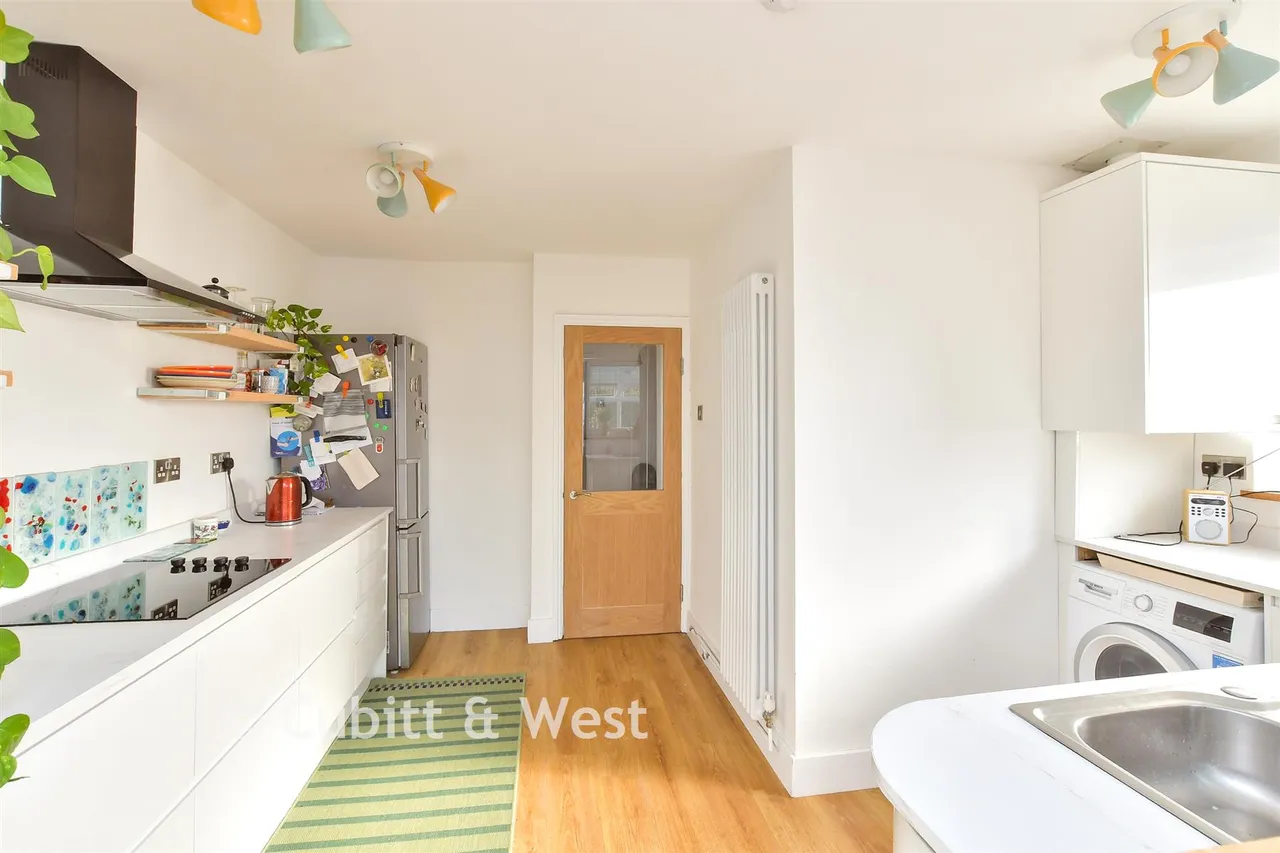 Cliff Gardens, Telscombe Cliffs, BN10, photo 9