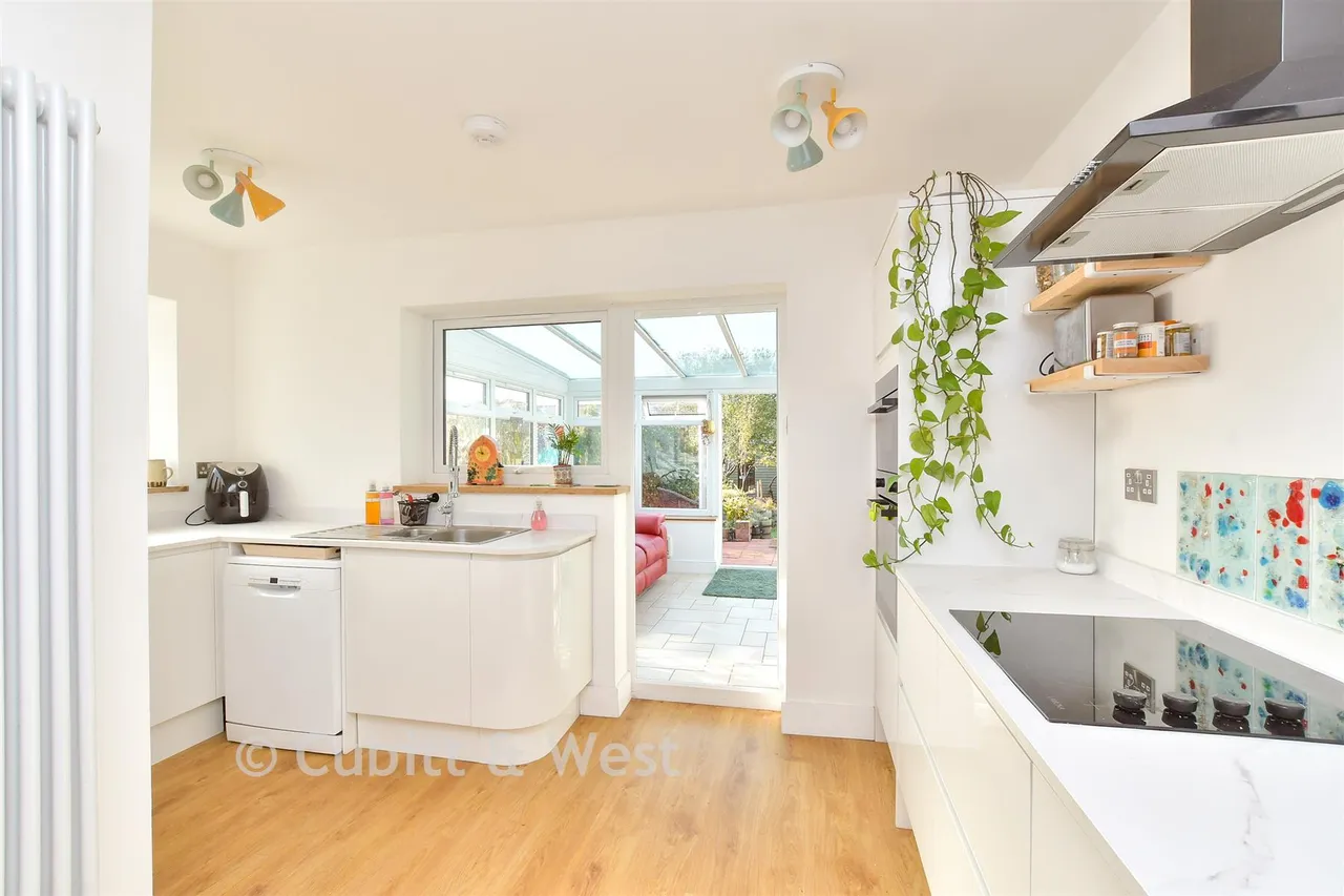 Cliff Gardens, Telscombe Cliffs, BN10, photo 8