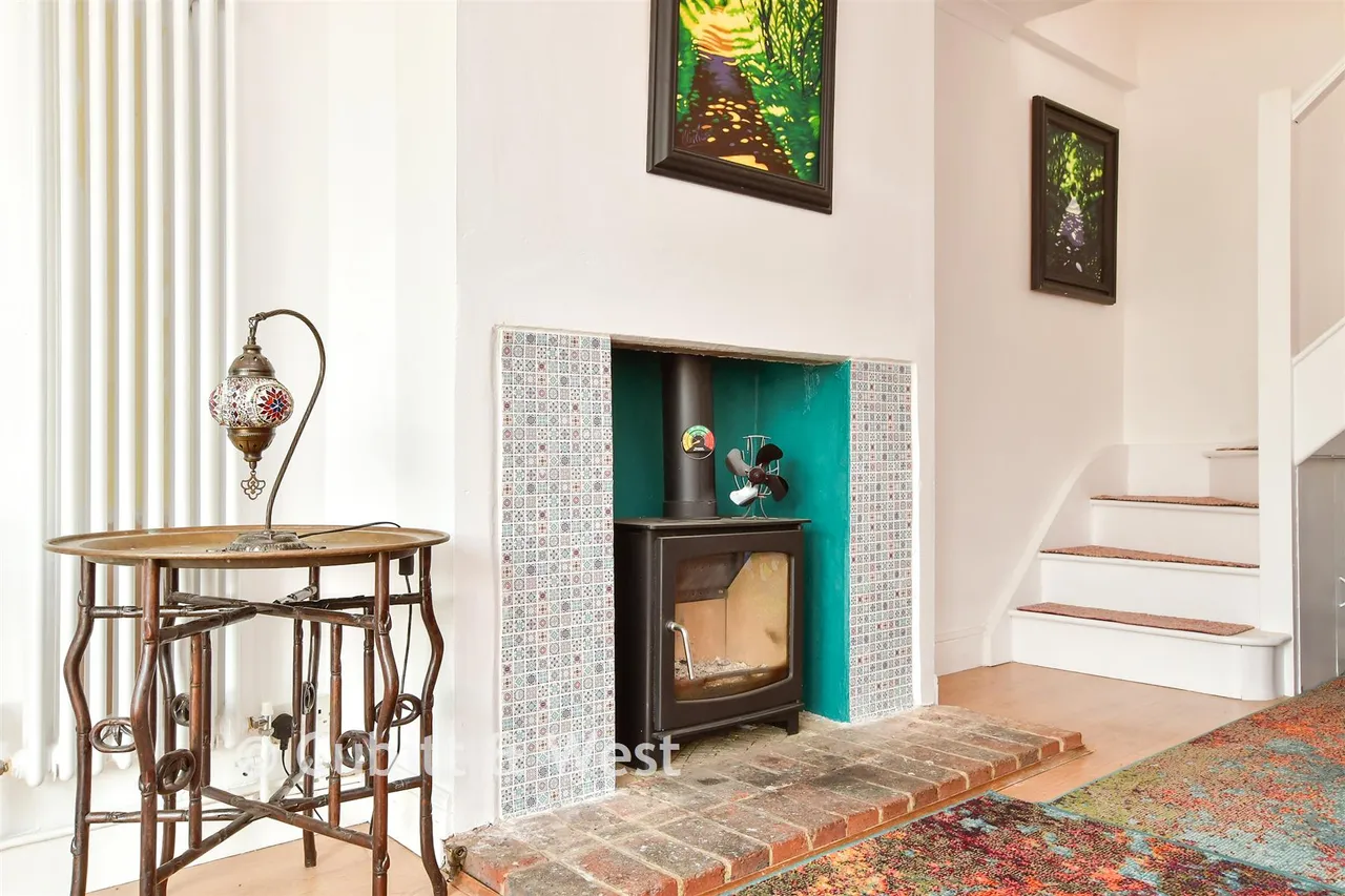 Cliff Gardens, Telscombe Cliffs, BN10, photo 7