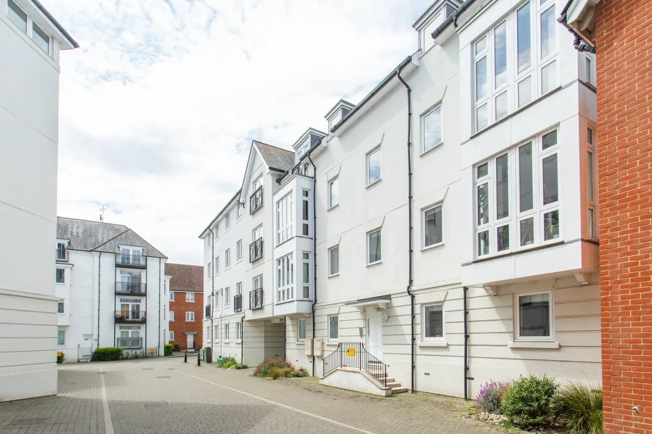 Old Watling Street, Canterbury, CT1, photo 9