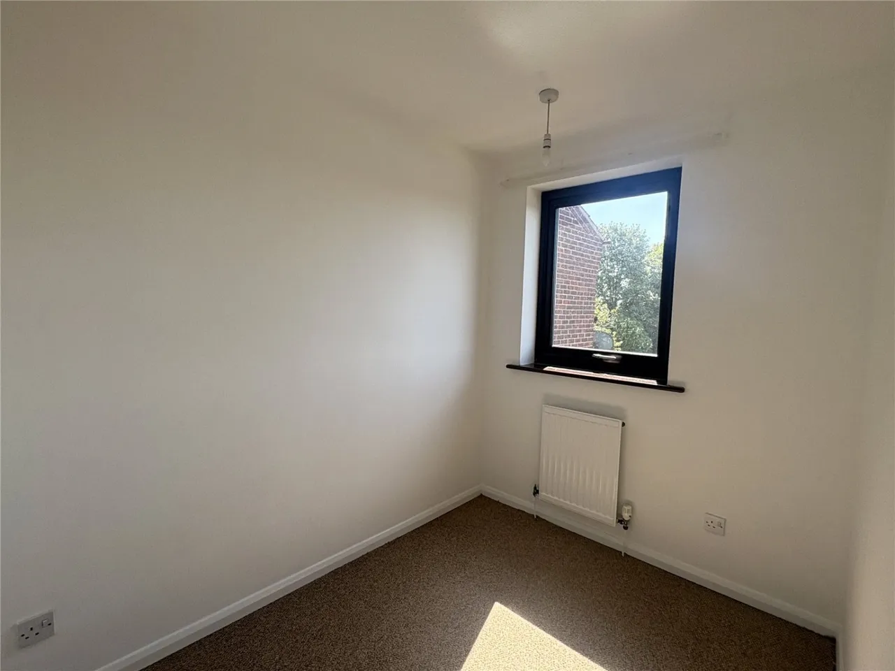Crest View, Nottingham, NG5, photo 6