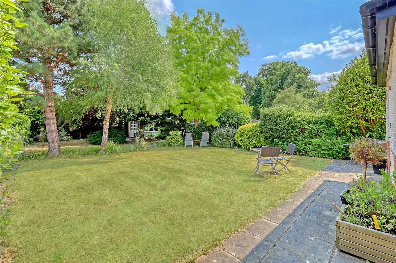 Cedar Avenue West, Chelmsford, CM1, photo 23