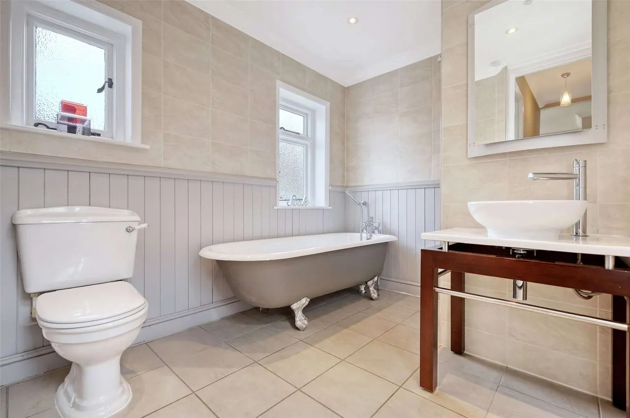 Cedar Avenue West, Chelmsford, CM1, photo 12