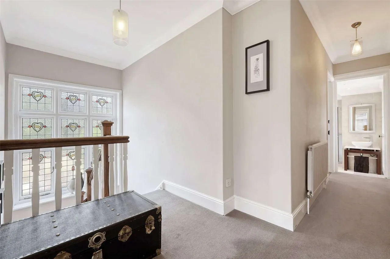 Cedar Avenue West, Chelmsford, CM1, photo 9
