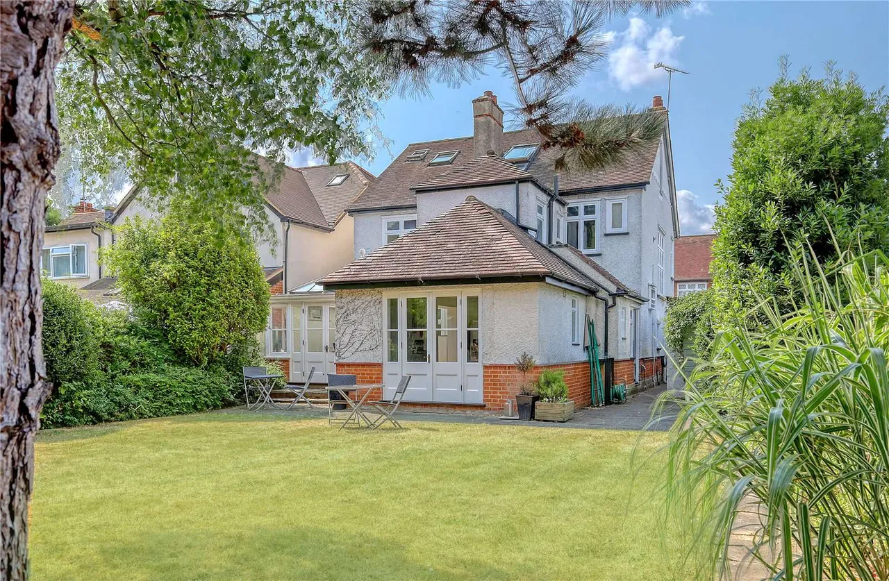 Cedar Avenue West, Chelmsford, CM1, photo 22