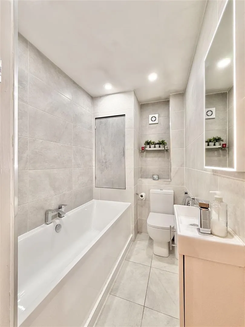 Hamilton Road, Motherwell, Motherwell, ML1 3DW, photo 19