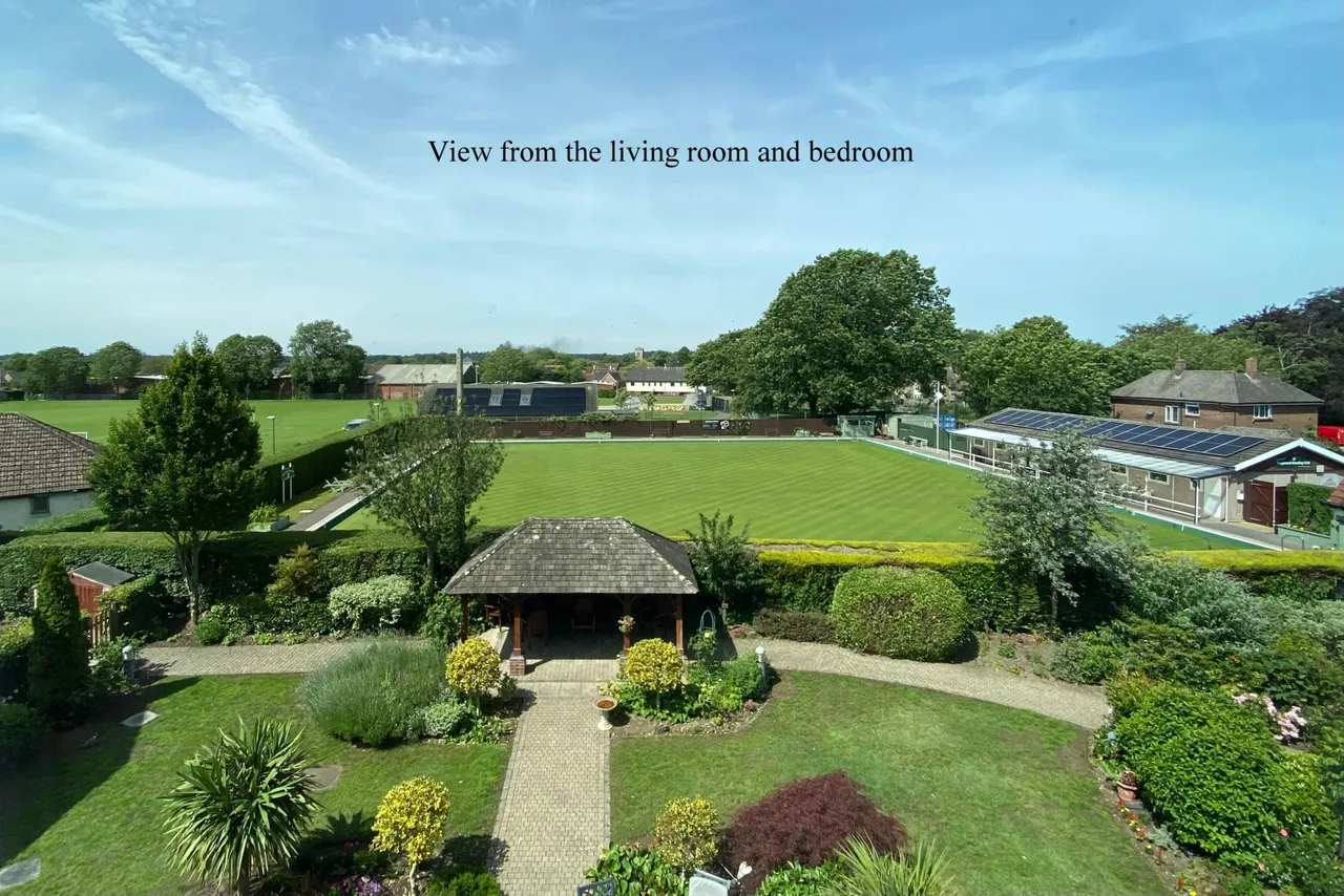 Parsonage Barn Lane, BH24, photo 2