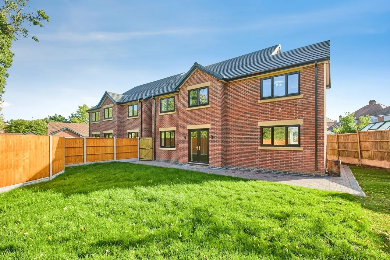 4 bed house for sale, Tutbury Road, Burton-on-Trent, DE13